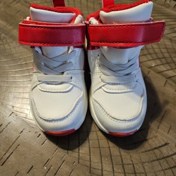 Baby's shoes - Picture 3 of 4